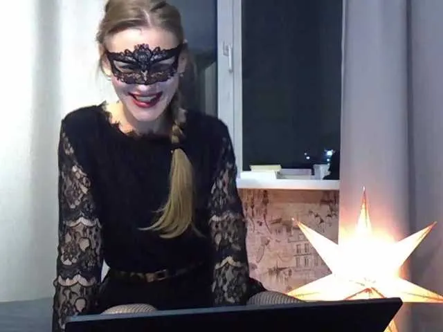 softienymph – webcam model profile photo Image 3