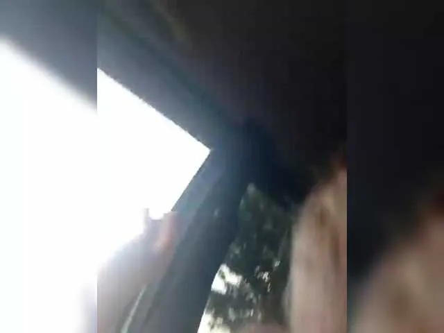 VIKITOMMY – webcam model profile photo Image 8