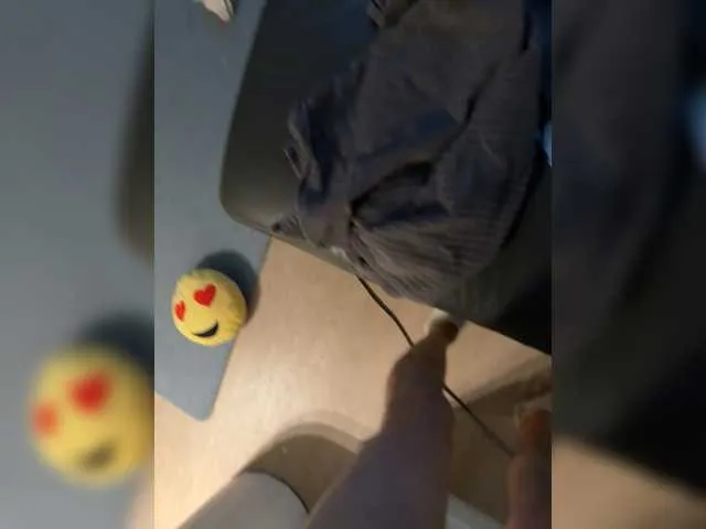 IORio2 – webcam model profile photo Image 12