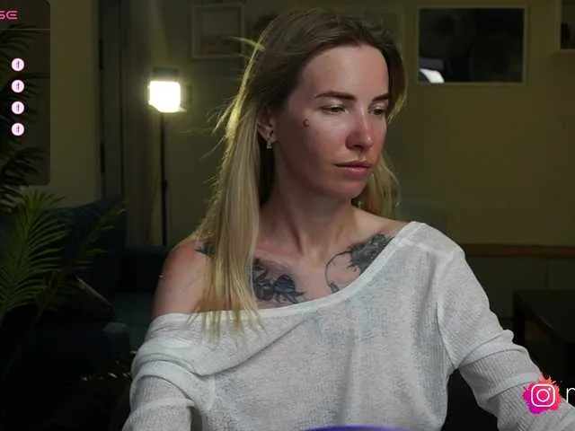 _favorite_ – webcam model profile photo Image 6