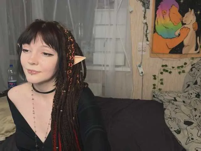 IORio2 – webcam model profile photo Image 18