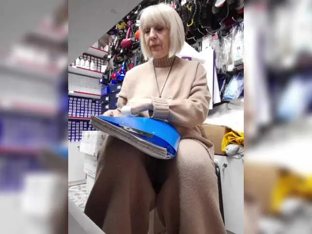 mery8poppins – webcam model profile photo