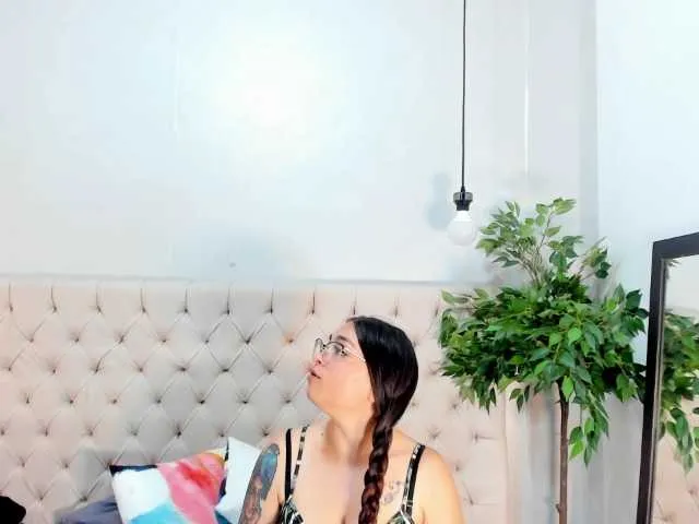 yueyue2003 – webcam model profile photo Image 13