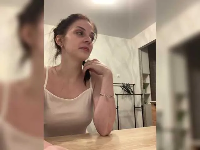 DavidAndClare – webcam model profile photo Image 6