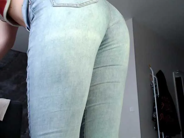 MilkaWay – webcam model profile photo