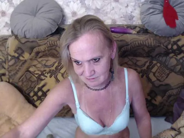 lilosims – webcam model profile photo Image 13