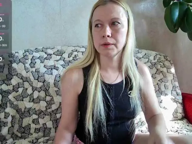 giaa_ross – webcam model profile photo Image 3