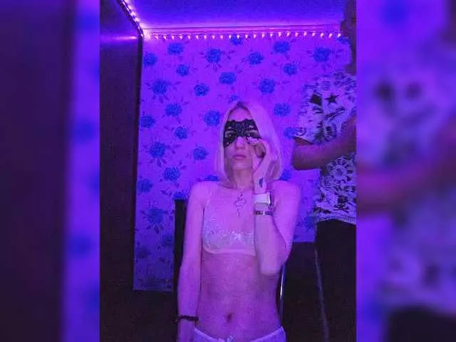 Alexxpussy – webcam model profile photo Image 8