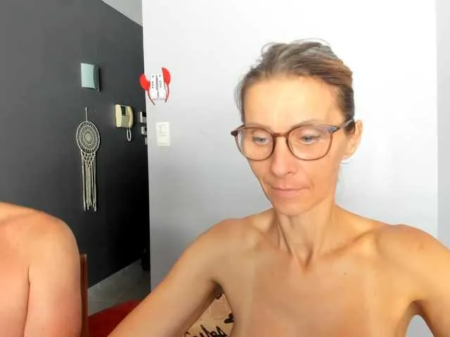 DoriDeluxe66 – webcam model profile photo Image 2