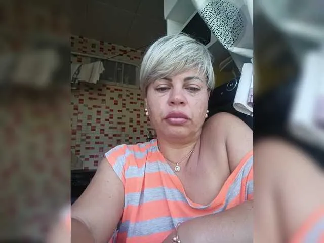 PoHoTi-NoChI24 – webcam model profile photo Image 5