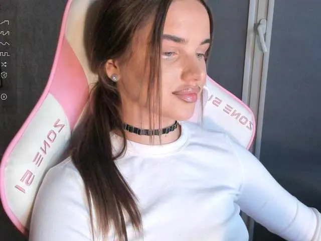 saelivrae – webcam model profile photo Image 2