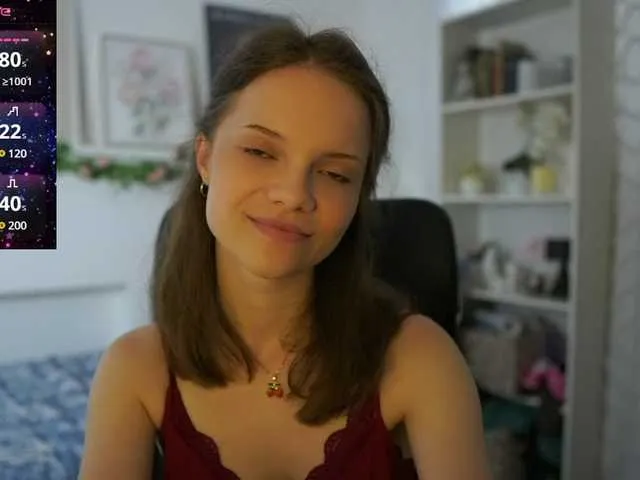 Linnea – webcam model profile photo Image 3