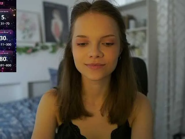 Linnea – webcam model profile photo Image 7