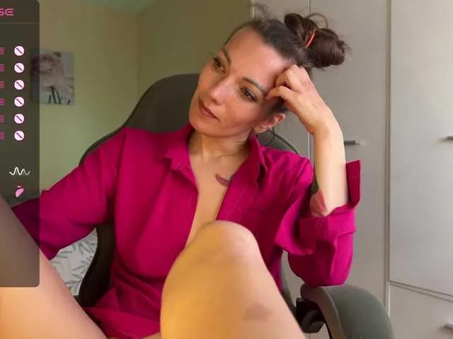 Naughty-Mari Image 3