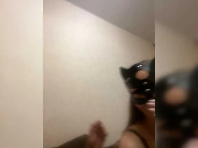 HotBella- – webcam model profile photo Image 2