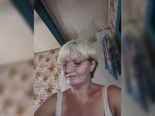 bambi_lu – webcam model profile photo Image 12