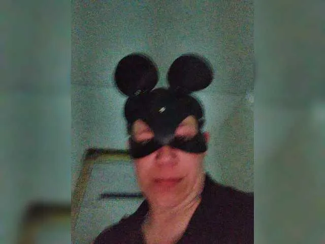 OlyaKolya – webcam model profile photo