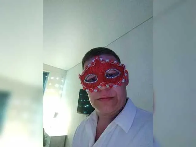 zui_lu – webcam model profile photo Image 11