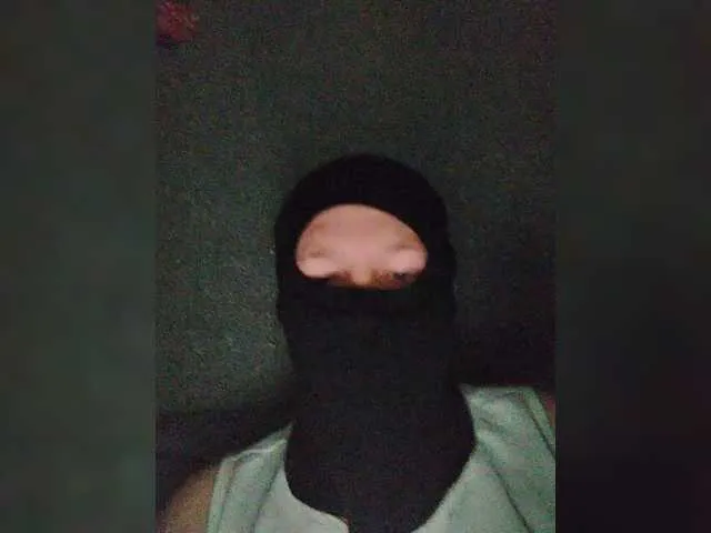 zui_lu – webcam model profile photo Image 3