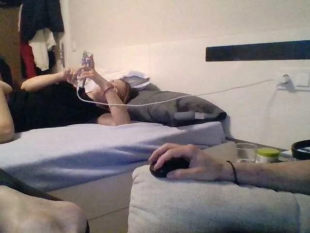 dirtypub – webcam model profile photo Image 3