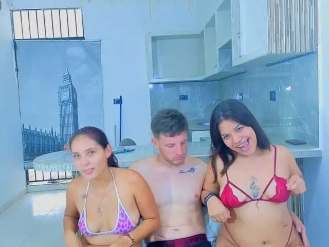 millemimi – webcam model profile photo Image 2