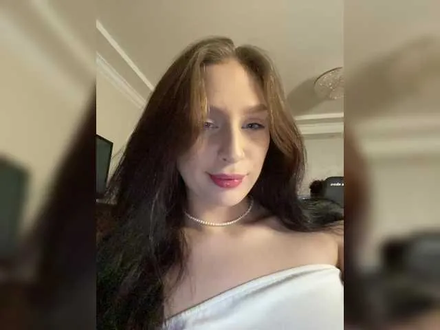 hina_porn – webcam model profile photo Image 14