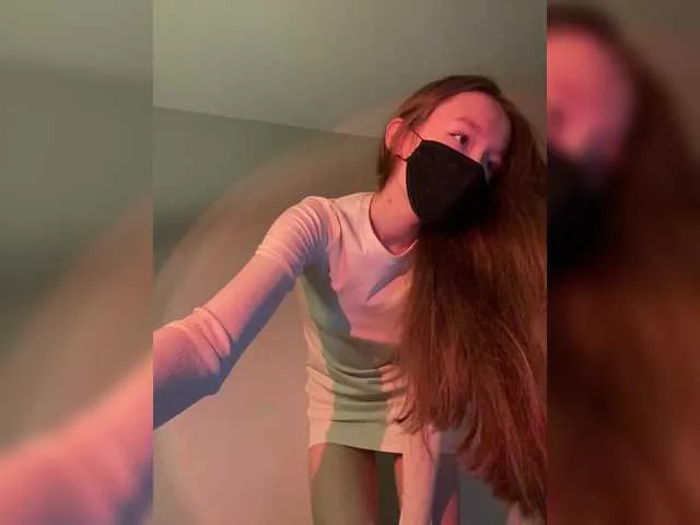 poposhaa – webcam model profile photo