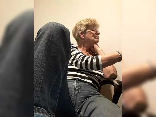 KamileLatinasexy – webcam model profile photo Image 16