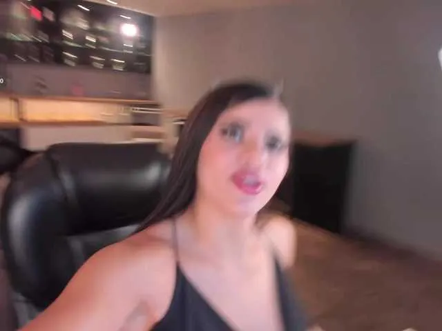 RoxanneHill Image 2
