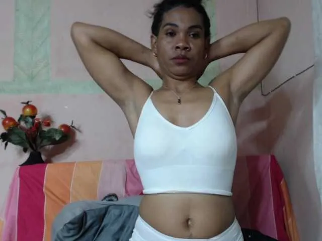 luxsopphia_ – webcam model profile photo Image 3