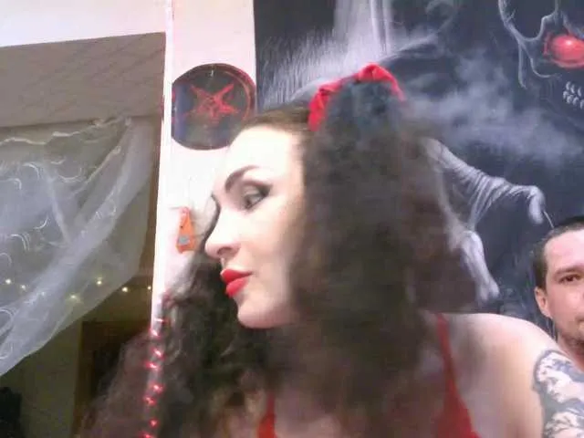 alana15 – webcam model profile photo Image 2