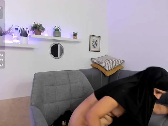 little_v1rgin_angel – webcam model profile photo Image 15