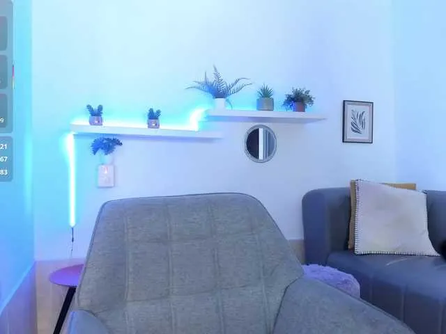 little_v1rgin_angel – webcam model profile photo Image 16