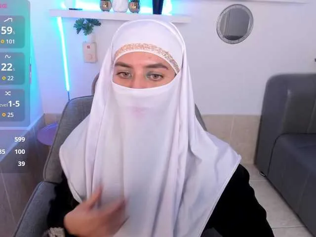 little_v1rgin_angel – webcam model profile photo Image 5