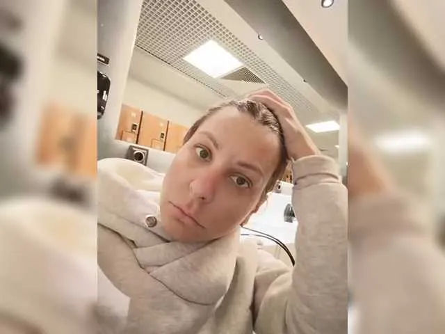 alana15 – webcam model profile photo Image 18