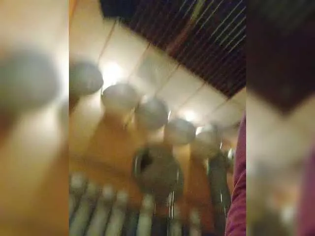 alana15 – webcam model profile photo Image 5