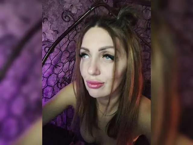 KamileLatinasexy – webcam model profile photo Image 11