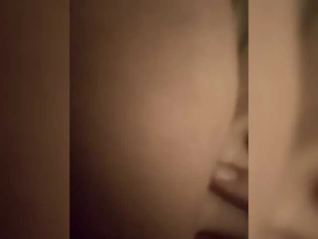 Blonde_sexy21 – webcam model profile photo Image 3