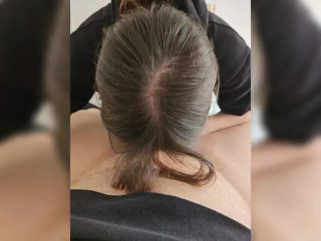 VIKITOMMY – webcam model profile photo Image 3