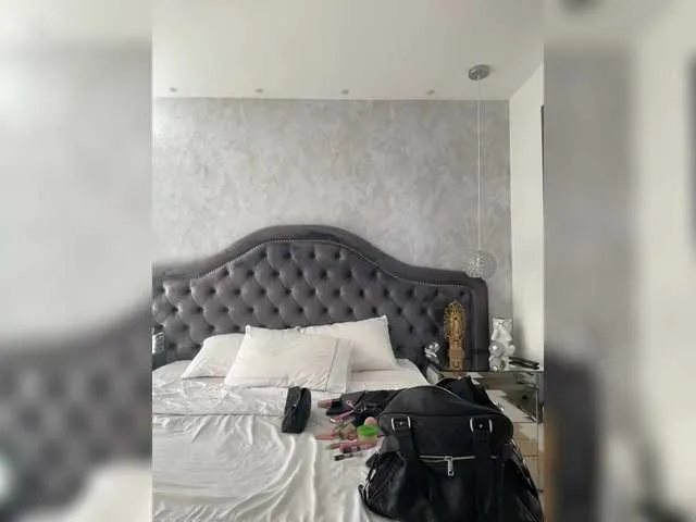 bambi_lu – webcam model profile photo Image 11