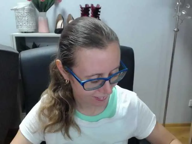 lindsaydeee – webcam model profile photo Image 4