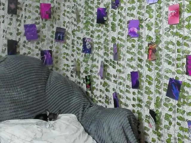 Stacey-Kiss Image 18