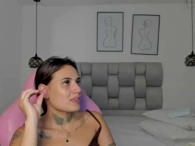 laura__js_ – webcam model profile photo Image 19