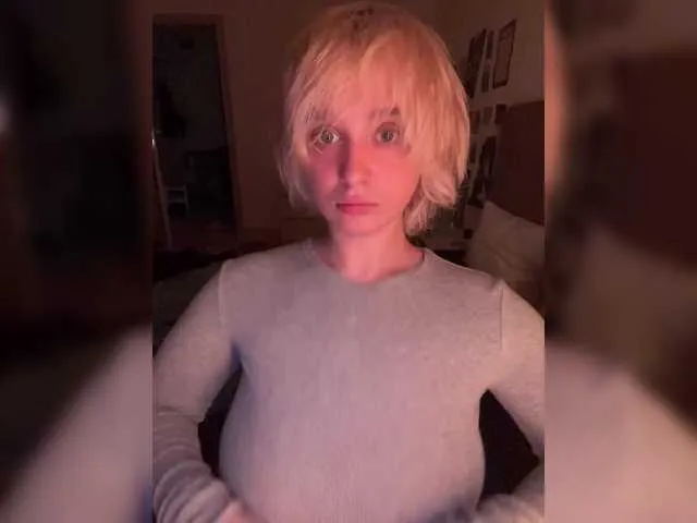 brunetteofyourdreams – webcam model profile photo Image 11