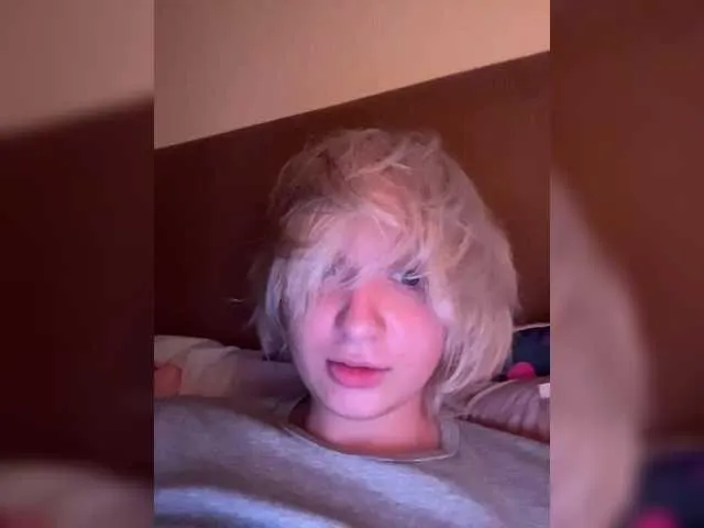 brunetteofyourdreams – webcam model profile photo Image 16