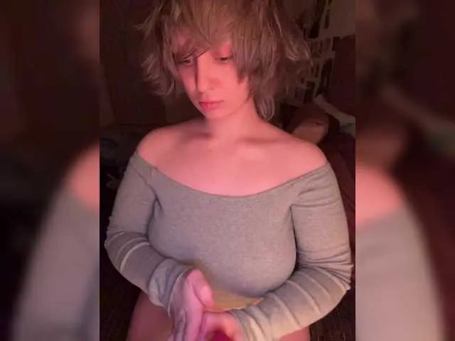 brunetteofyourdreams – webcam model profile photo Image 18