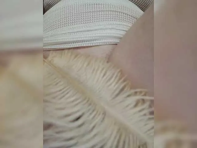 bambi_lu – webcam model profile photo Image 10