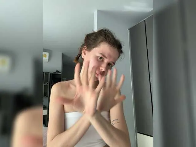 sigmasian – webcam model profile photo Image 2