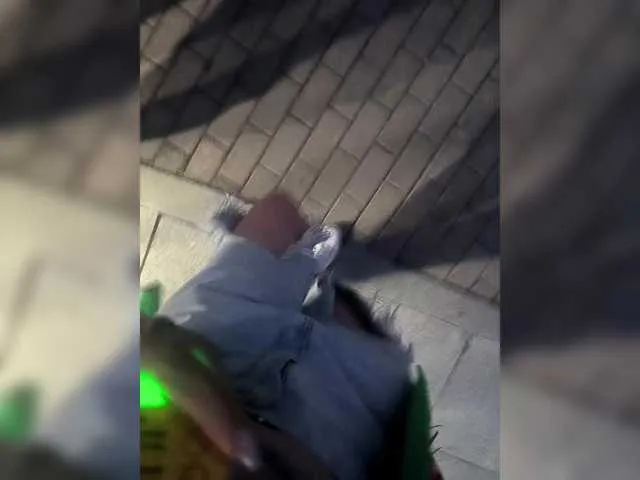 NaughtyInGlasses – webcam model profile photo Image 10