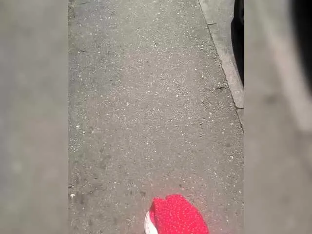 NaughtyInGlasses – webcam model profile photo Image 12